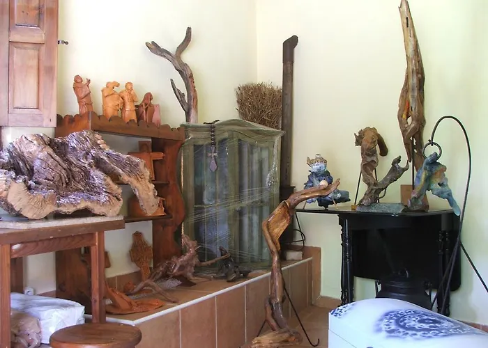 Chao Da Lousa アパート